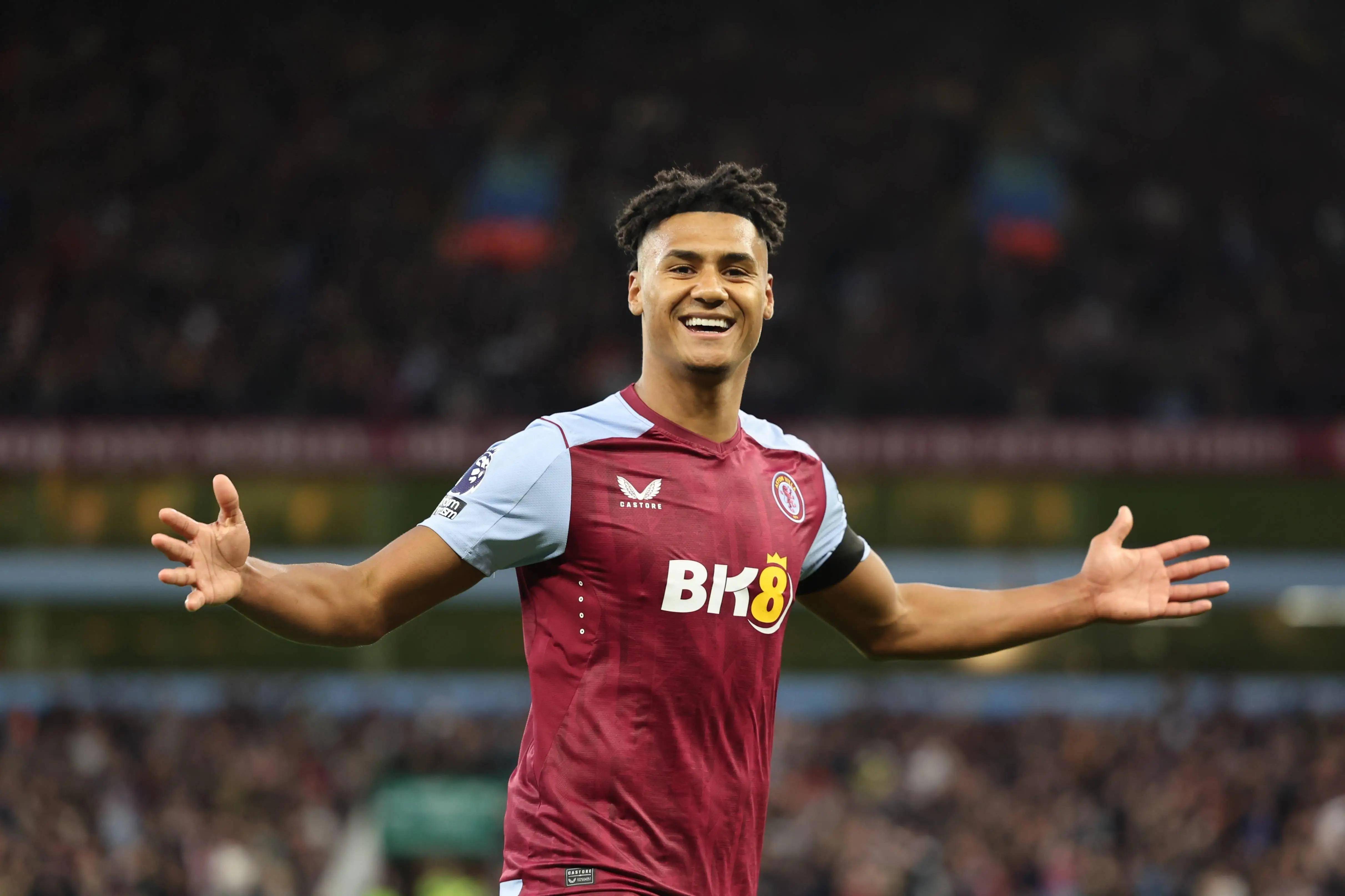 罗马诺：我保证曼联没有告诉霍伊伦他已经不在计划之中（罗马诺：曼联未曾告知霍伊伦他已不在球队计划内）