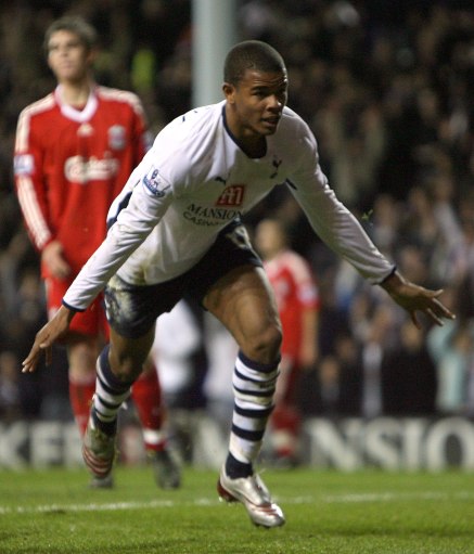 官方：瓦斯科达伽马与小将拉扬续约；拜仁等俱乐部在关注他（瓦斯科达伽马官宣与新星拉扬续约，拜仁等豪门持续关注）